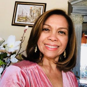 Meet your Posher, Flora